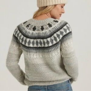 Lucky Brand Crew Neck Fair isle Gray and Cream Patterned Sweater Like New